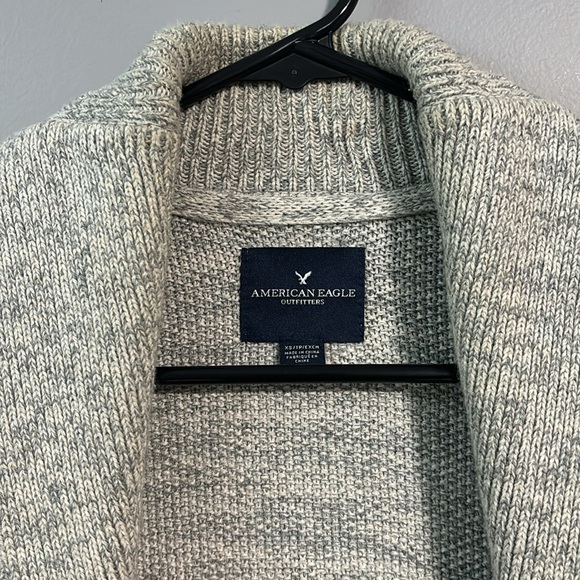 American Eagle Cardigan - Picture 2 of 3